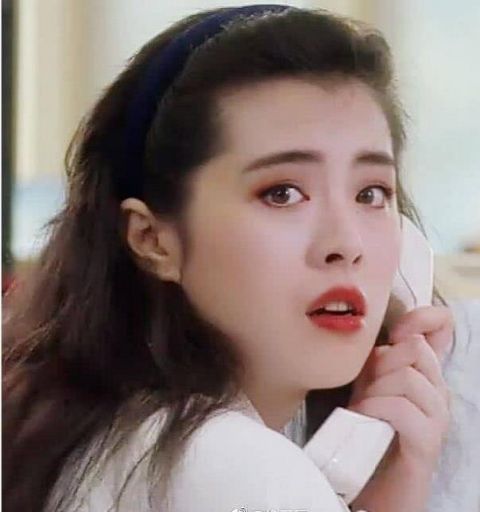 王祖贤早年输液照曝光,看到照片后,网友:仙女连生病都这么美!