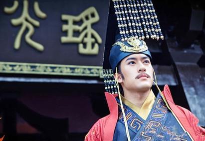 登基之后,刘盆子认为赤眉军毫无军纪,肯定成不了大事.