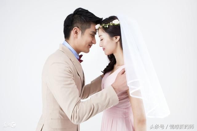 三種女人在情感上最容易出軌,尤其是結婚以後