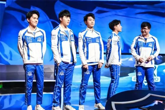 从打电脑到撸手机,孙立伟真的变了-360游戏管家资讯站-懂你的游戏媒体