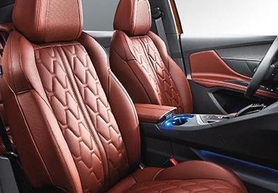 claudia真皮座椅并且可以选配座椅按摩功能.