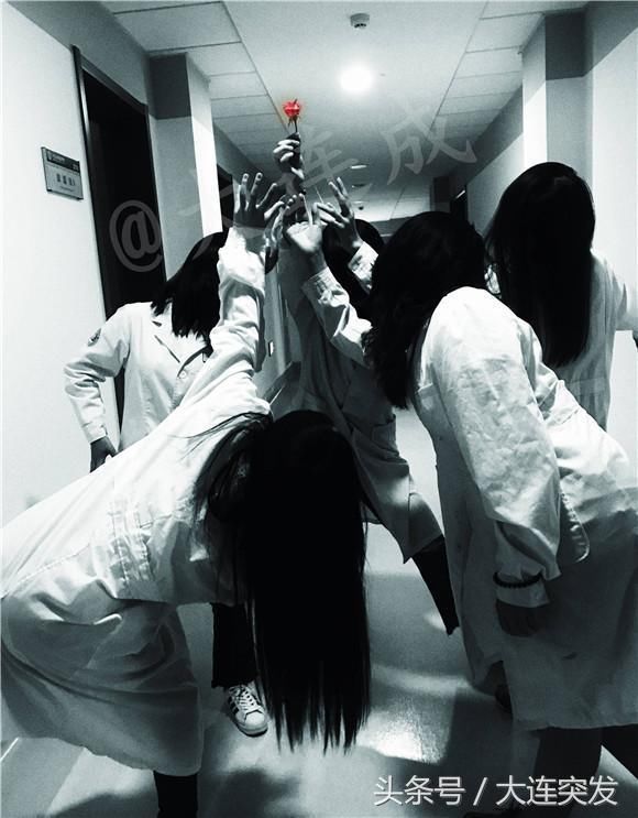 大连大学医学女生解剖楼内拍惊悚照火了