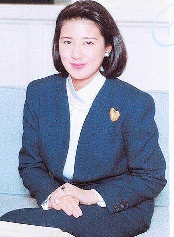 日本皇室风云:图2最美平民皇后美智子,图5爱子公主幼儿园毕业照